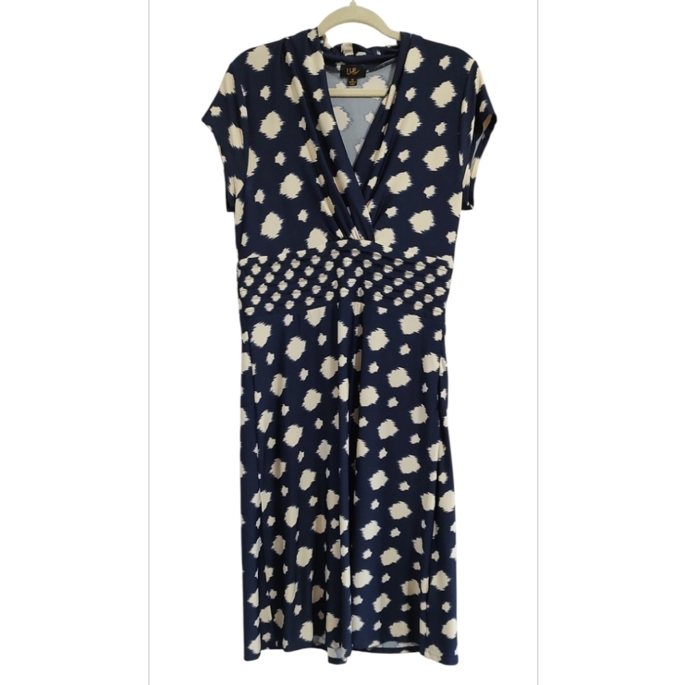 Ile New York Navy Blue & Cream Geometric Design Cap Sleeve